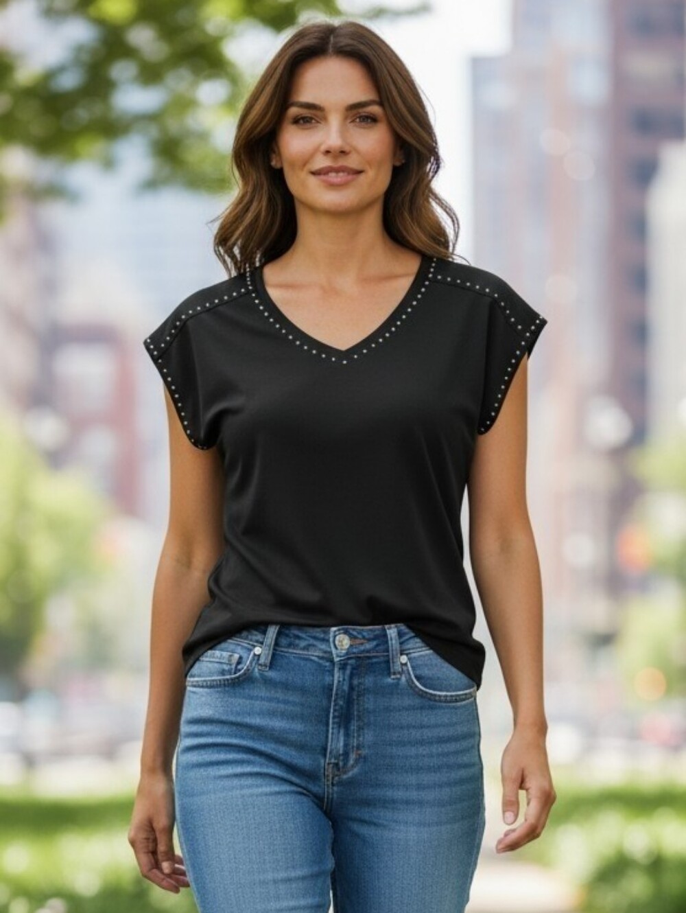 DKNY Women's NWT Embellished V-Neck Size Large Black Studded Cap Sleeve Top